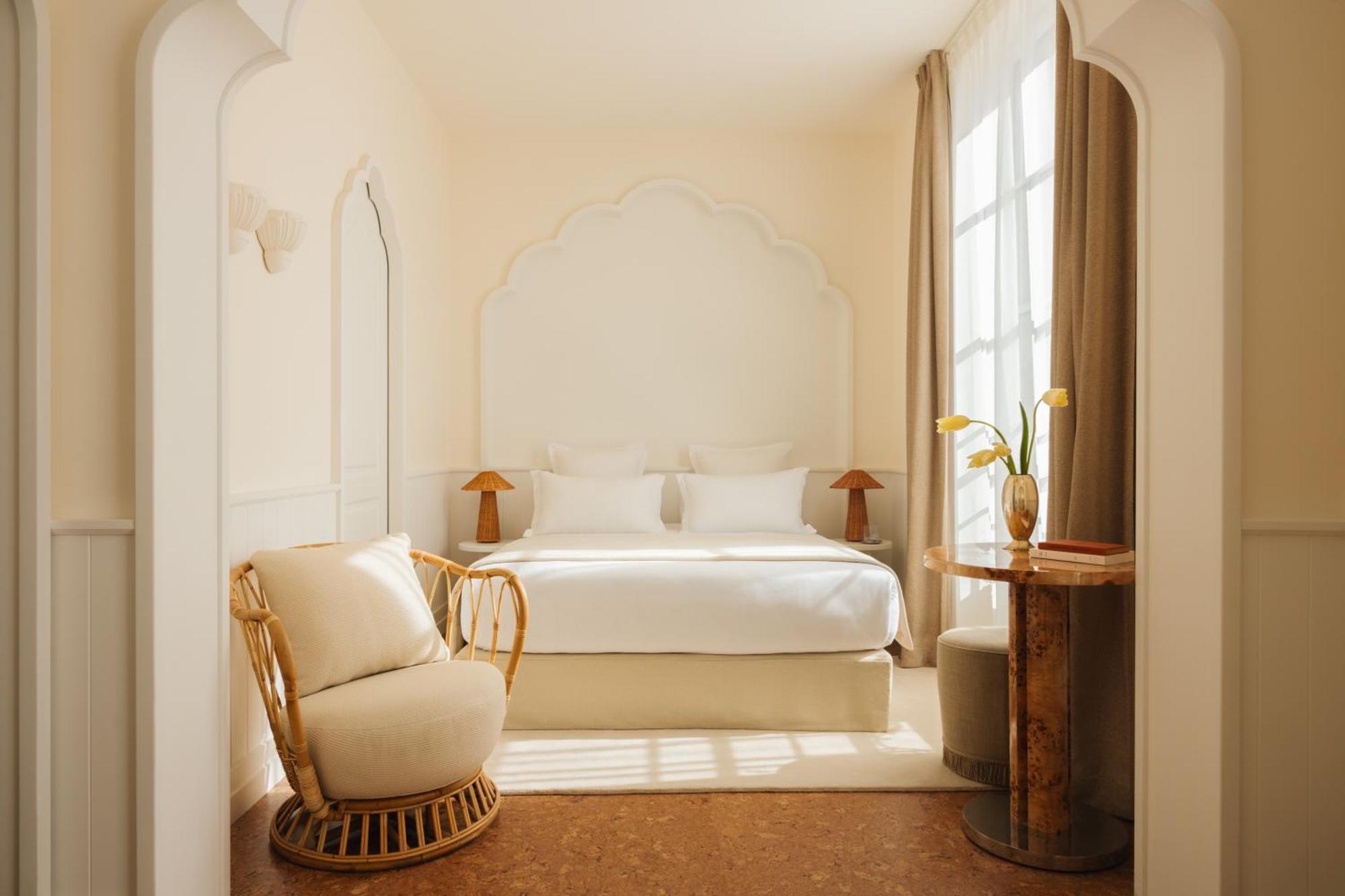 Lilou Hotel Hyères Buitenkant foto